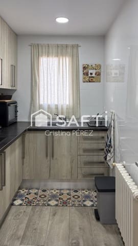 4 sypialnia Dom szeregowy na sprzedaż w Blanes z garażem - 328 000 € (Ref: 9999891)