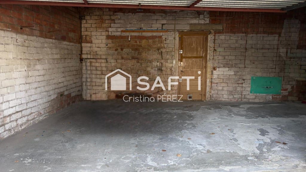 4 sypialnia Dom szeregowy na sprzedaż w Blanes z garażem - 328 000 € (Ref: 9999891)