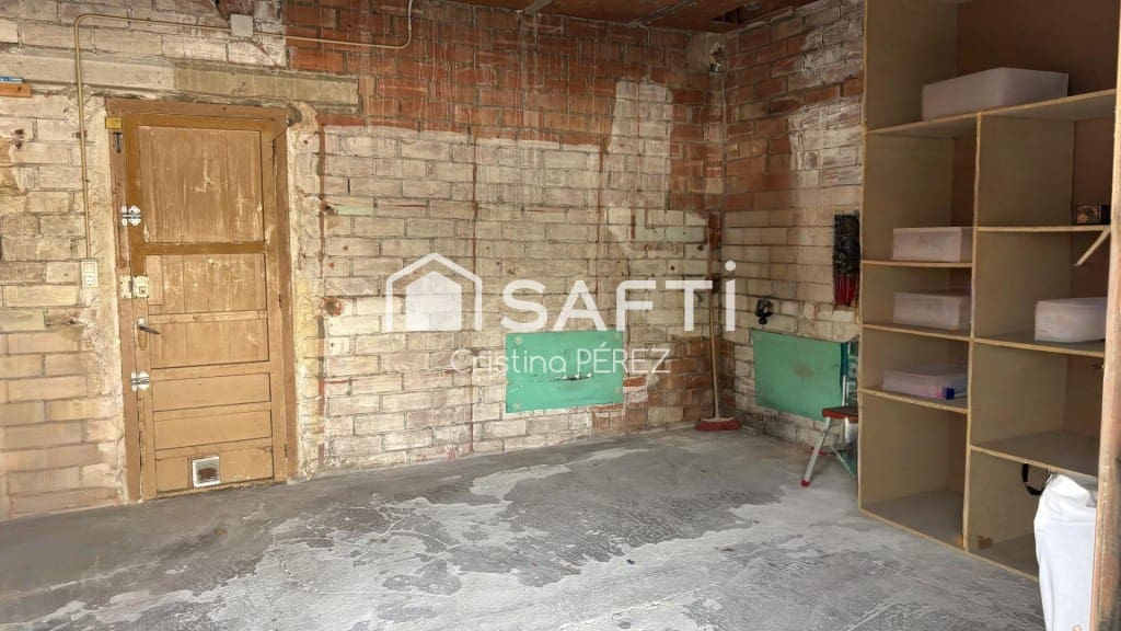 4 sypialnia Dom szeregowy na sprzedaż w Blanes z garażem - 328 000 € (Ref: 9999891)