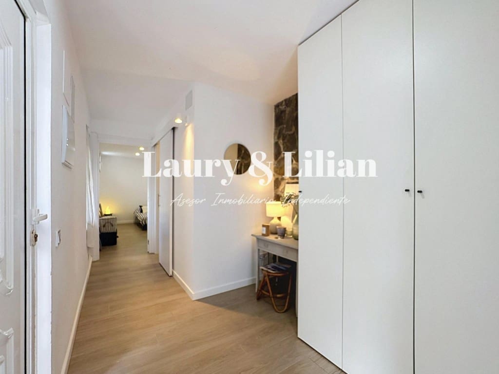 2 soveværelse Lejlighed til salg i Llanca - € 220.000 (Ref: 9999892)