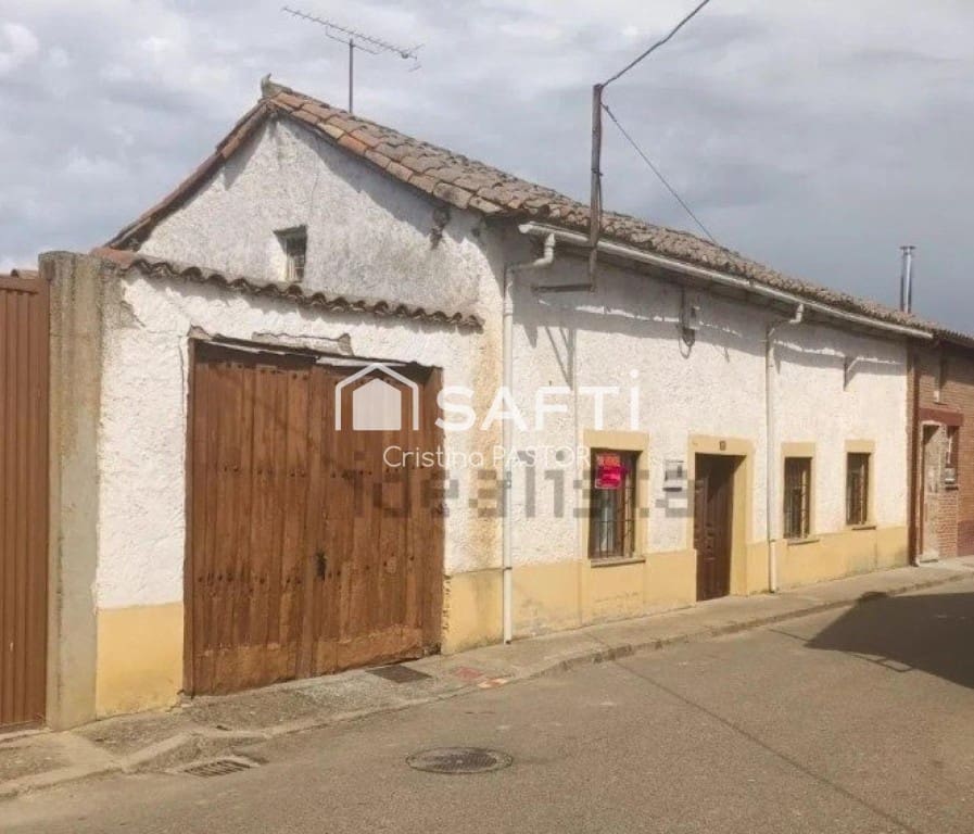 3 chambre Finca/Maison de Campagne à vendre à Santa Cristina de Valmadrigal - 37 000 € (Ref: 9999895)