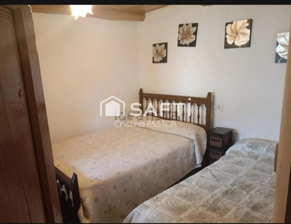 3 chambre Finca/Maison de Campagne à vendre à Santa Cristina de Valmadrigal - 37 000 € (Ref: 9999895)