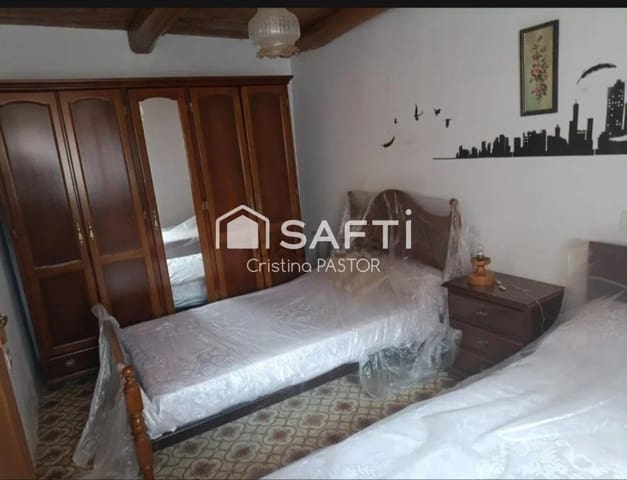 3 chambre Finca/Maison de Campagne à vendre à Santa Cristina de Valmadrigal - 37 000 € (Ref: 9999895)