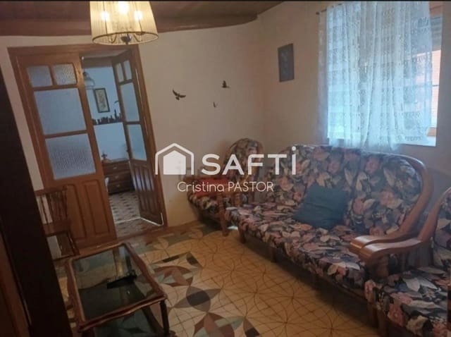 3 chambre Finca/Maison de Campagne à vendre à Santa Cristina de Valmadrigal - 37 000 € (Ref: 9999895)