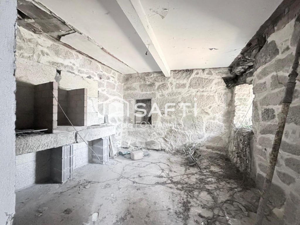 3 soverom Finca/Herregård til salgs i Vilaboa med garasje - € 150 000 (Ref: 9999896)