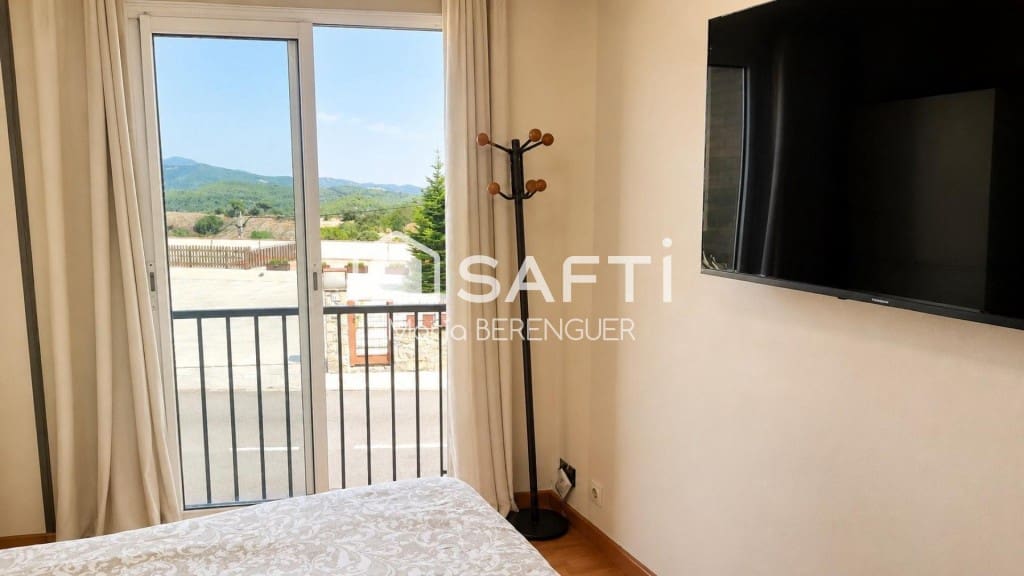 3 sovrum Lägenhet till salu i Sant Feliu de Codines - 239 900 € (Ref: 9999897)