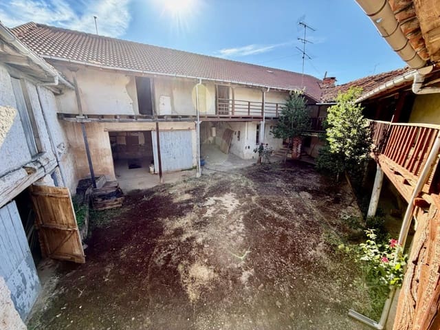 5 Zimmer Villa zu verkaufen in Llamas de la Ribera - 50.000 € (Ref: 9999898)