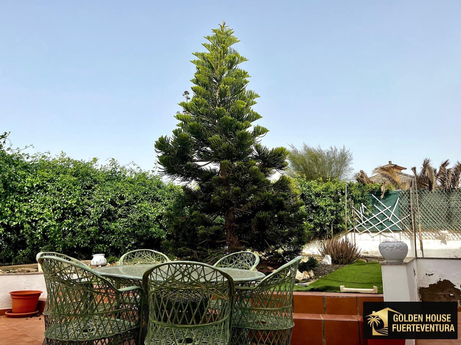 3 makuuhuone Huvila myytävänä paikassa La Oliva mukana uima-altaan 
autotalli - 440 000 € (Ref: 7770454)