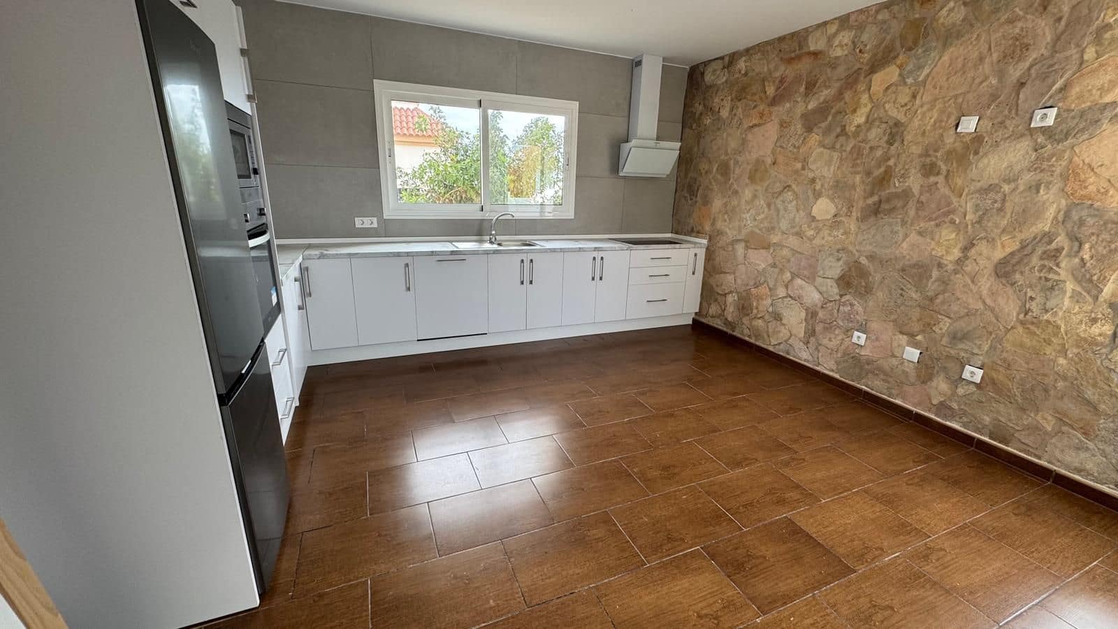 3 slaapkamer Villa te koop in Antigua - € 310.000 (Ref: 8826069)