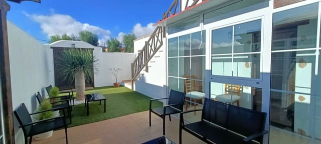 3 soveværelse Villa til salg i Tuineje med swimmingpool - € 469.000 (Ref: 8826073)