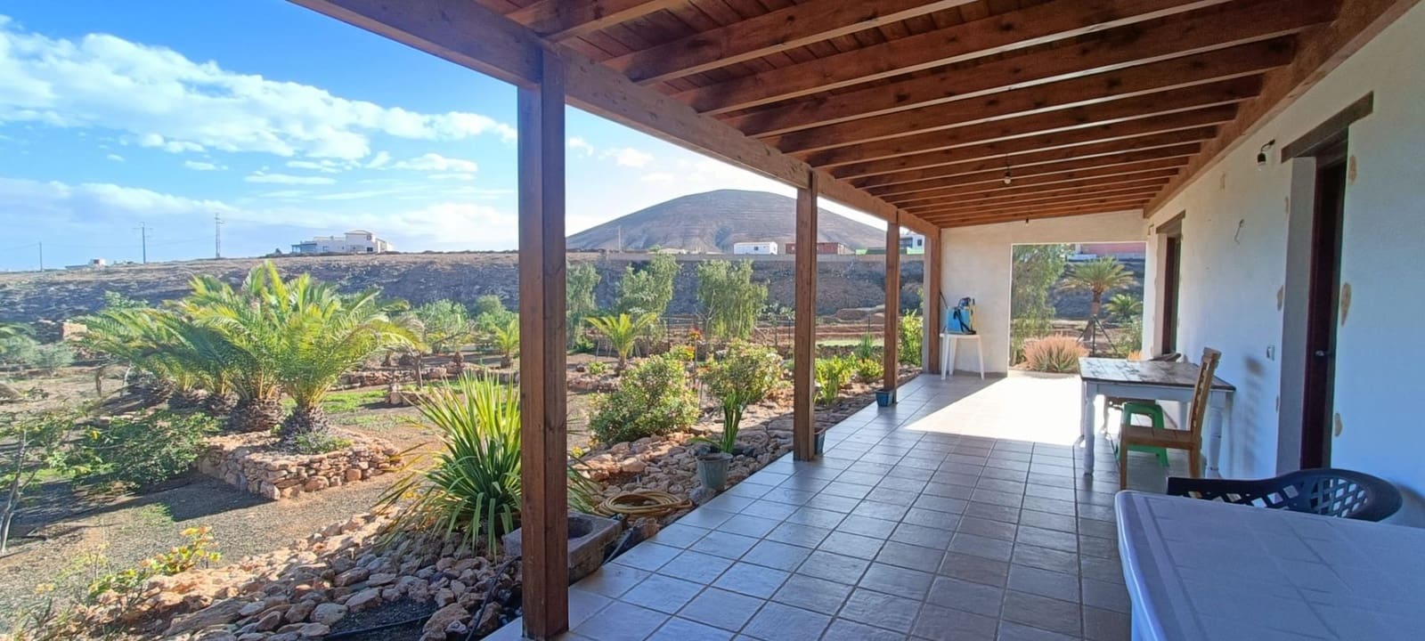 3 soveværelse Villa til salg i Tuineje med swimmingpool - € 469.000 (Ref: 8826073)