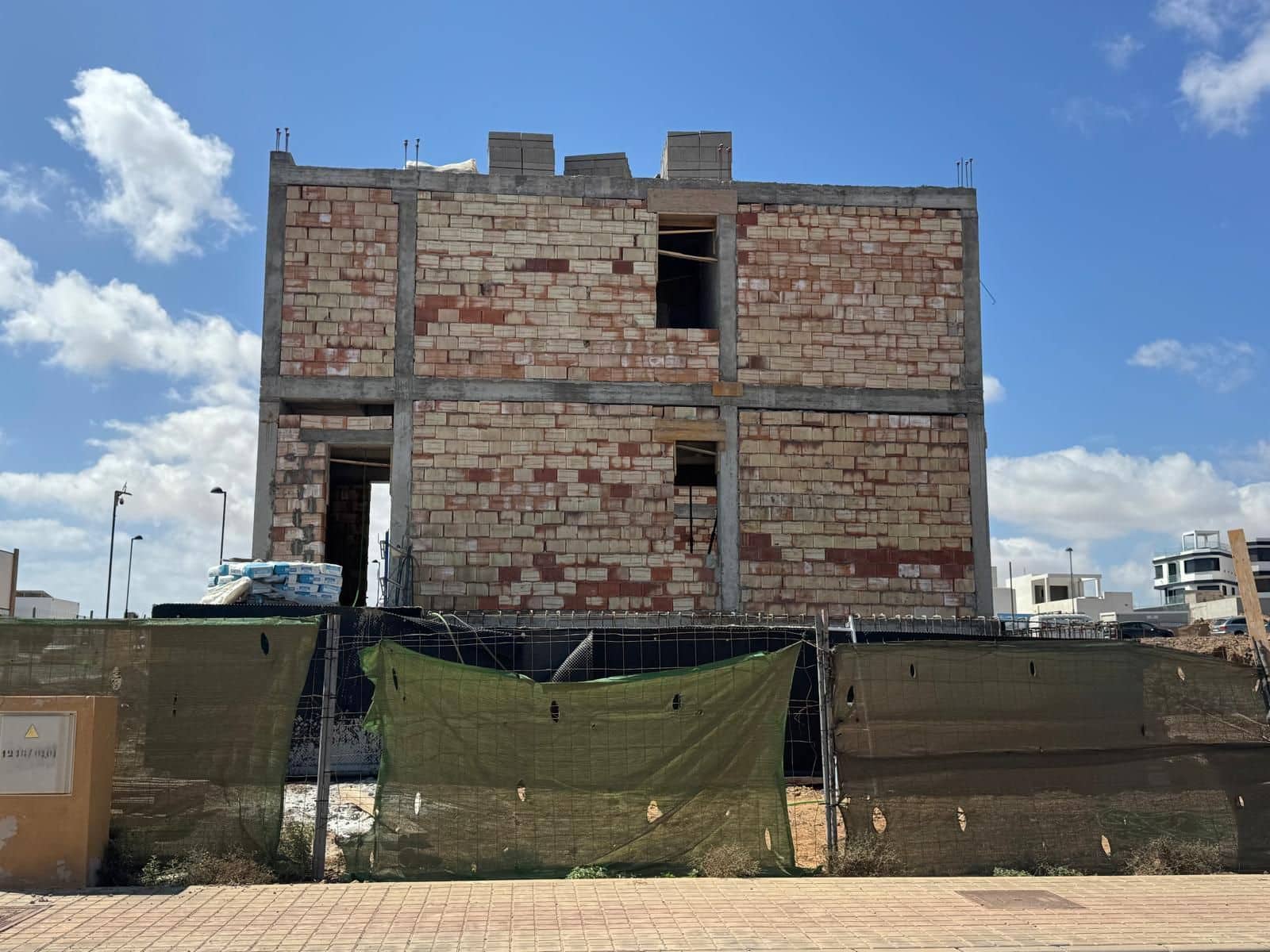 3 soveværelse Villa til salg i Corralejo med swimmingpool garage - € 670.000 (Ref: 8883985)