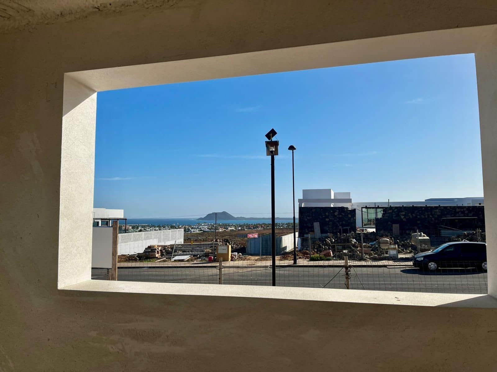 3 chambre Villa/Maison à vendre à Corralejo avec piscine garage - 670 000 € (Ref: 8883985)