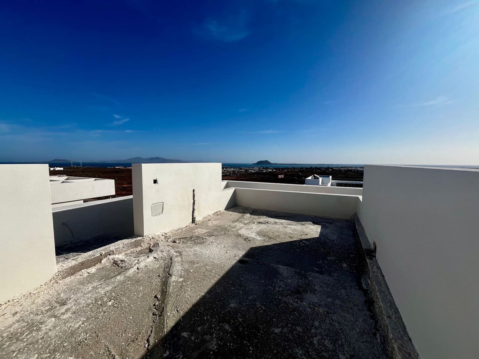 3 chambre Villa/Maison à vendre à Corralejo avec piscine garage - 670 000 € (Ref: 8883985)