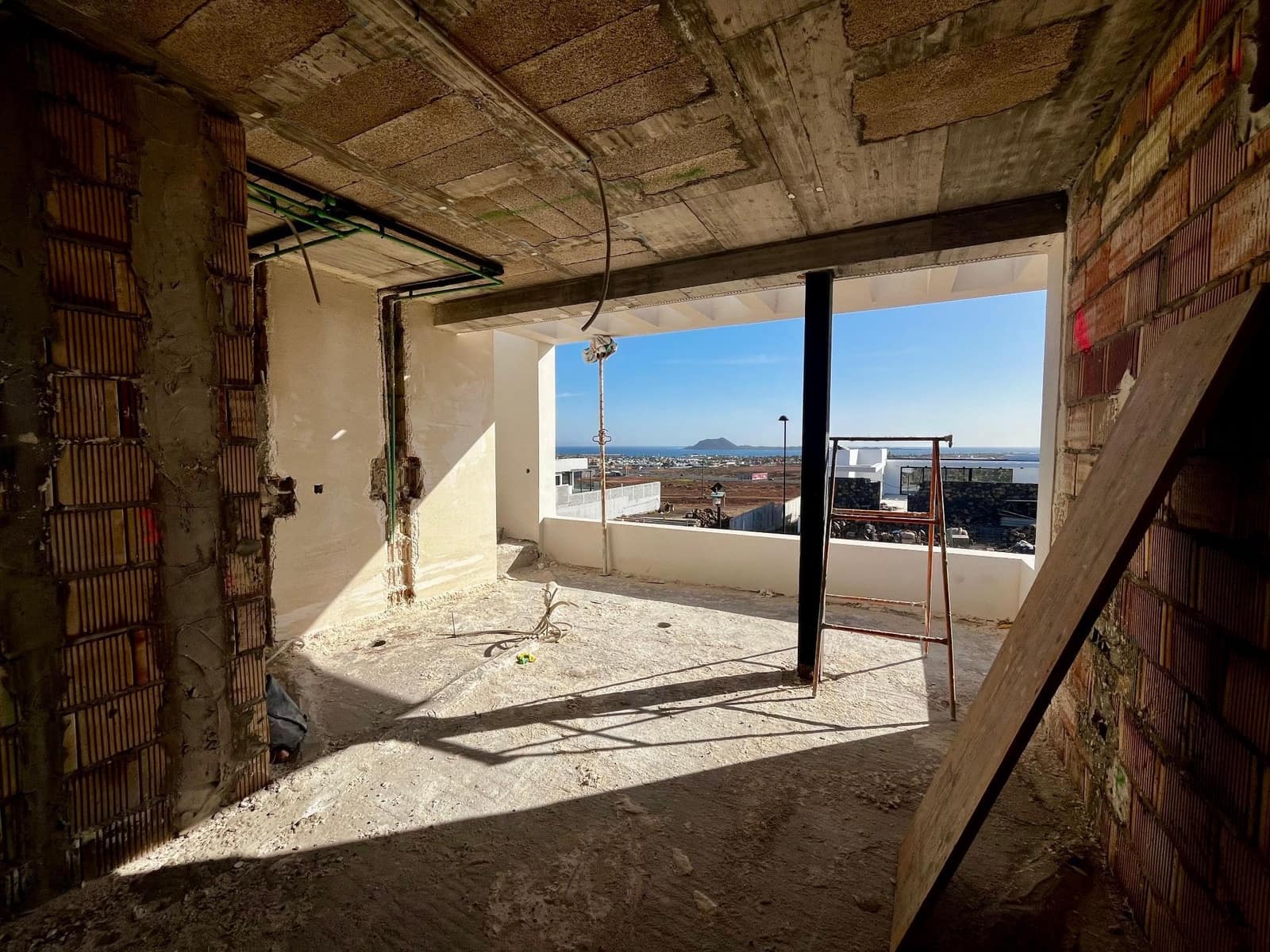 3 chambre Villa/Maison à vendre à Corralejo avec piscine garage - 670 000 € (Ref: 8883985)