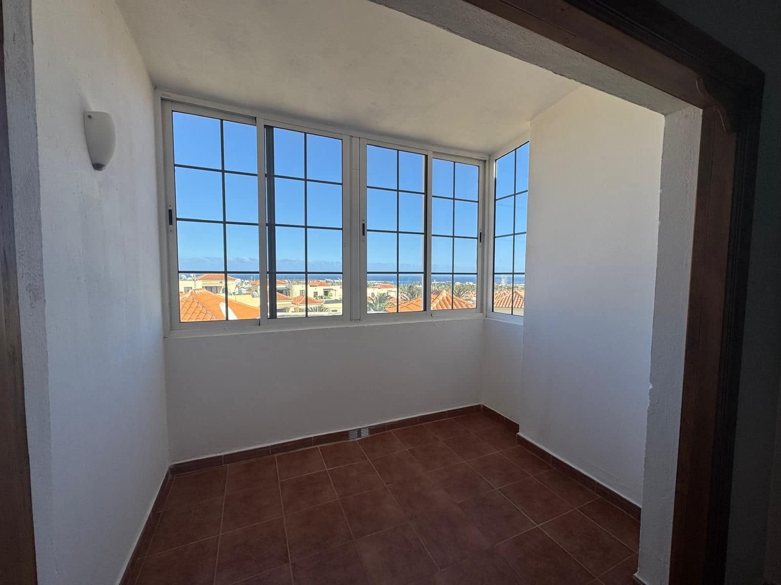 3 makuuhuone Omakotitalo myytävänä paikassa Caleta de Fuste mukana uima-altaan - 249 000 € (Ref: 8914859)