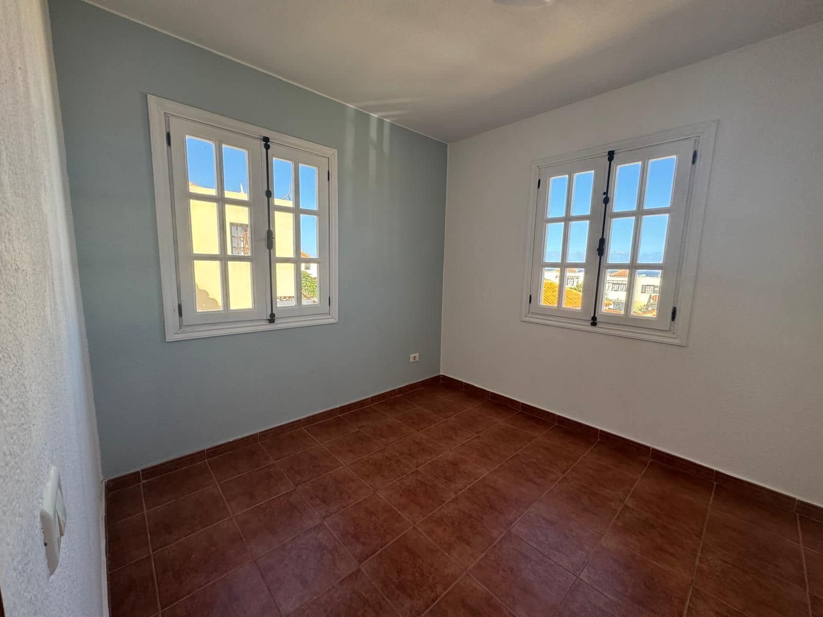 3 makuuhuone Omakotitalo myytävänä paikassa Caleta de Fuste mukana uima-altaan - 249 000 € (Ref: 8914859)