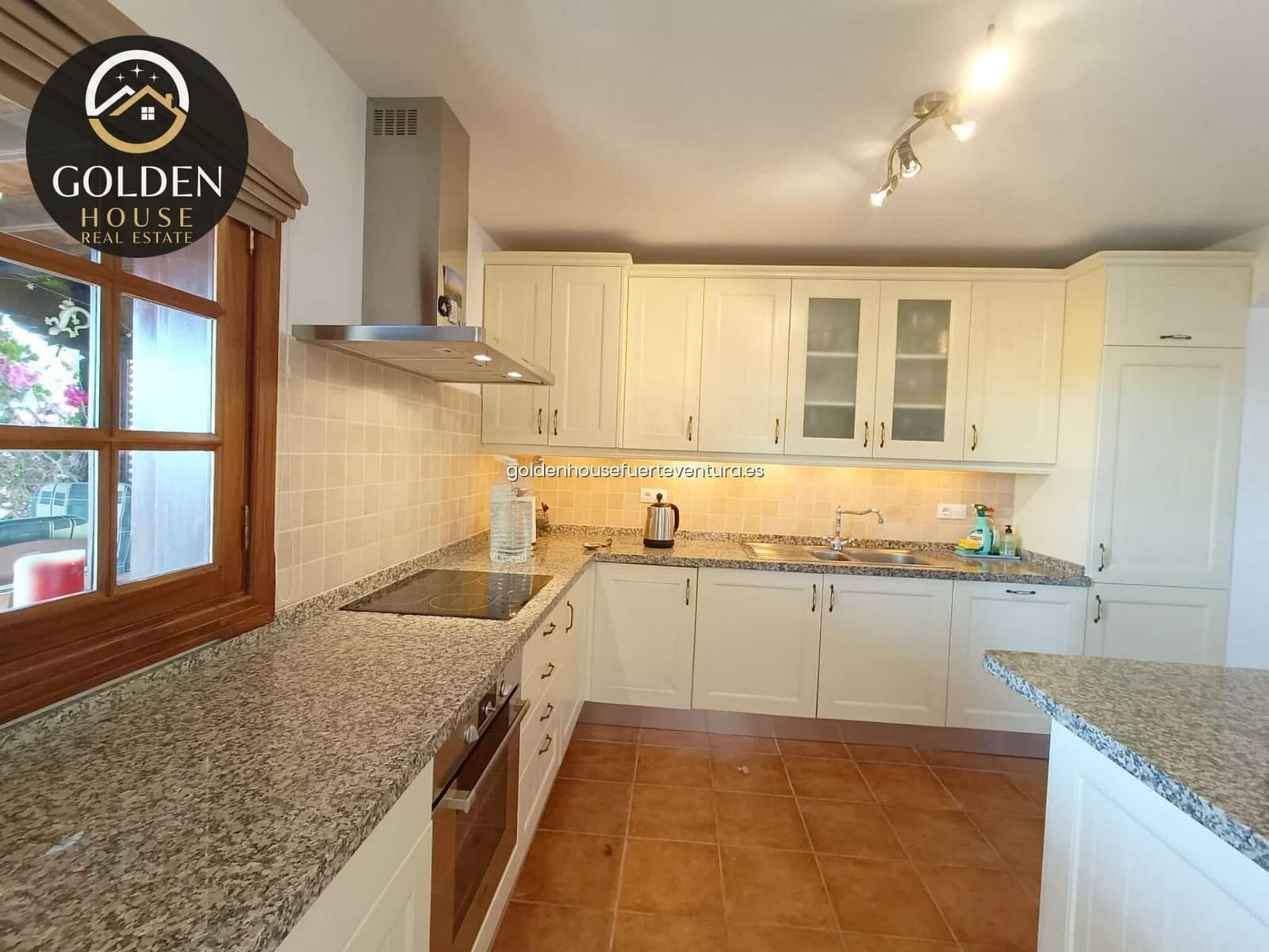 3 Zimmer Villa zu verkaufen in Antigua mit Pool - 390.000 € (Ref: 9145252)