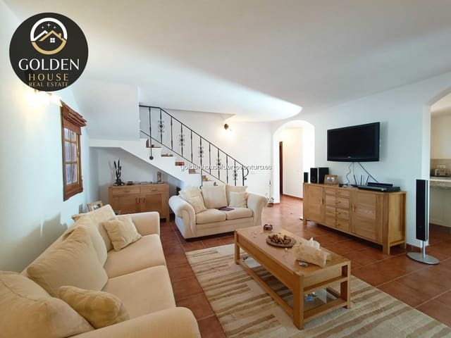 3 chambre Villa/Maison à vendre à Antigua avec piscine - 390 000 € (Ref: 9145252)