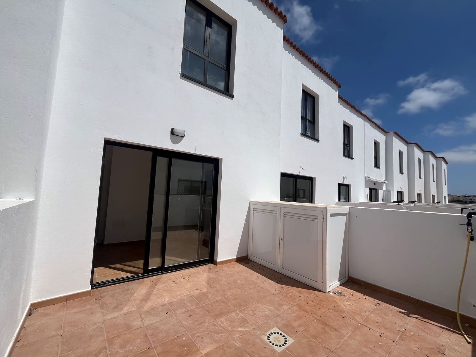 3 sypialnia Dom na sprzedaż w La Oliva z garażem - 249 000 € (Ref: 9284082)