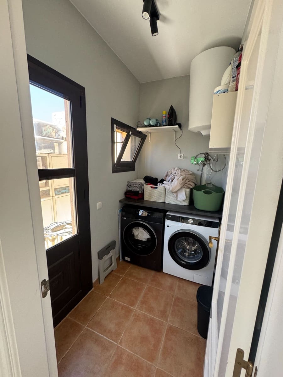 Chalet de 3 habitaciones en Antigua en venta con piscina garaje - 499.000 € (Ref: 9284084)