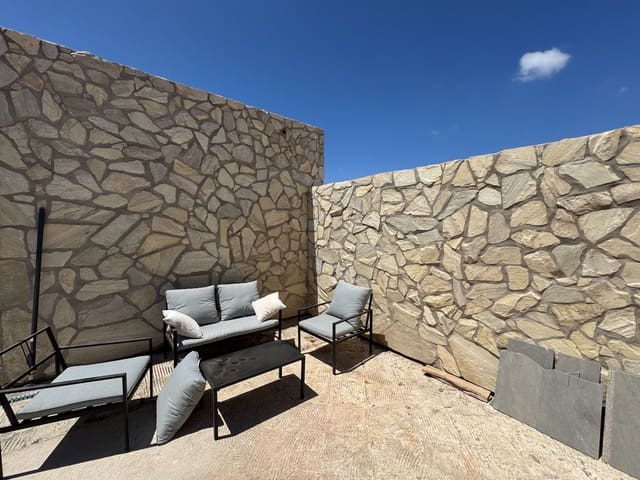 Chalet de 3 habitaciones en Antigua en venta con piscina garaje - 499.000 € (Ref: 9284084)