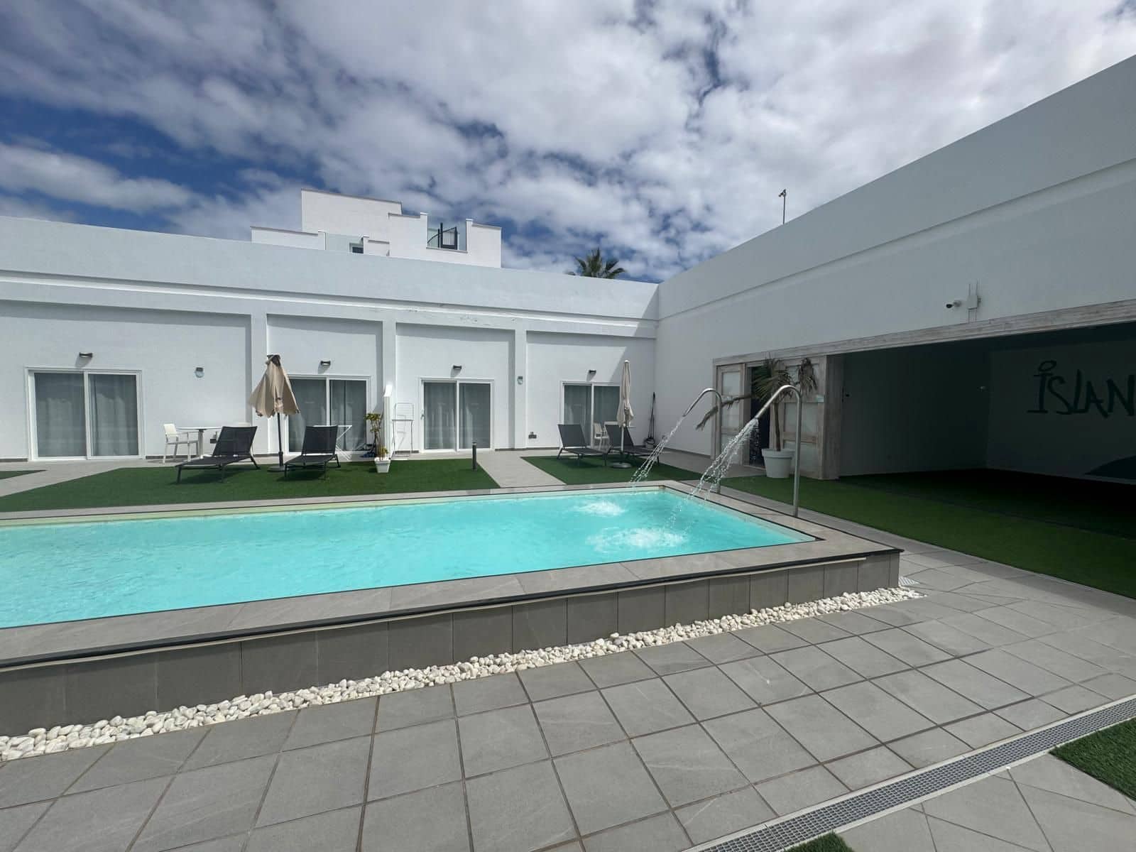 1 chambre Appartement à vendre à Corralejo avec piscine - 210 000 € (Ref: 9284085)