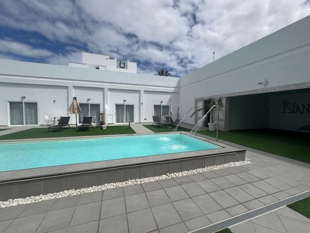 1 chambre Appartement à vendre à Corralejo, La Oliva avec piscine - 210 000 € (Ref: 9284085)