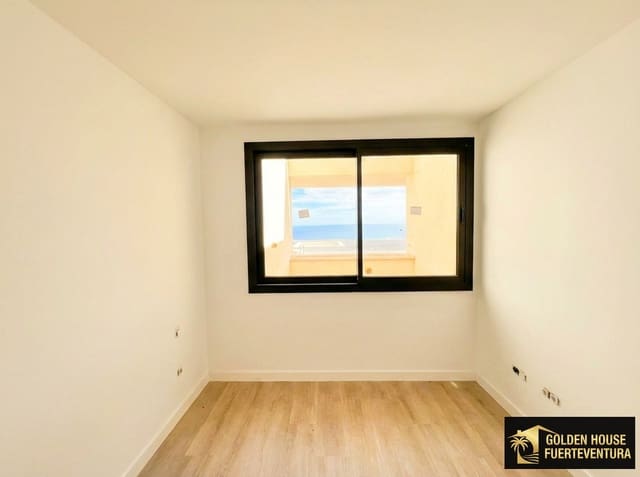 3 soverom Leilighet til salgs i Caleta de Fuste, Antigua med svømmebasseng garasje - € 290 000 (Ref: 9300516)