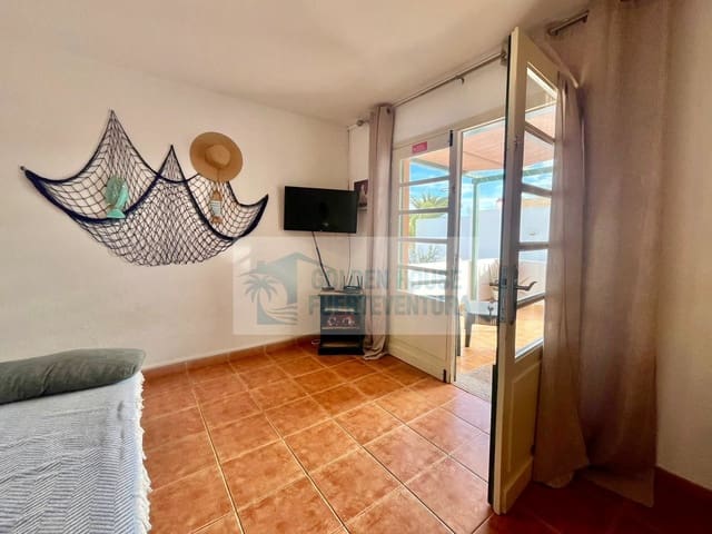 1 Zimmer Apartment zu verkaufen in Caleta de Fuste, Antigua mit Pool - 179.000 € (Ref: 9346876)