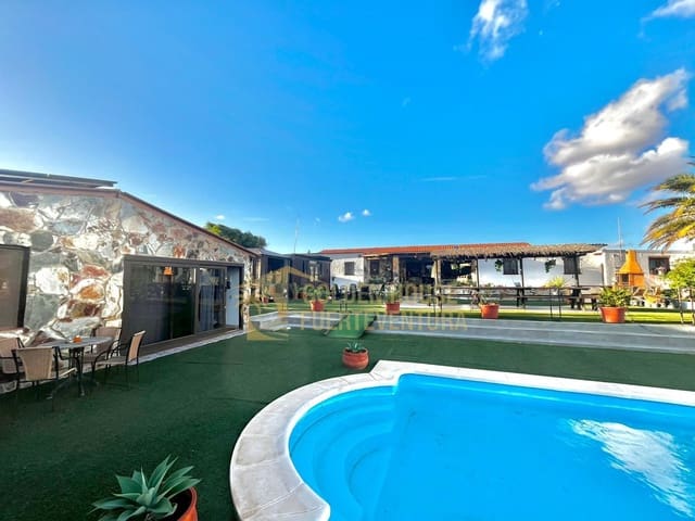 5 camera da letto Villa in vendita in Antigua con piscina garage - 499.000 € (Rif: 9410613)