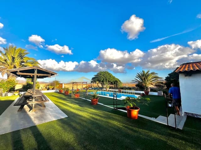 5 camera da letto Villa in vendita in Antigua con piscina garage - 499.000 € (Rif: 9410613)