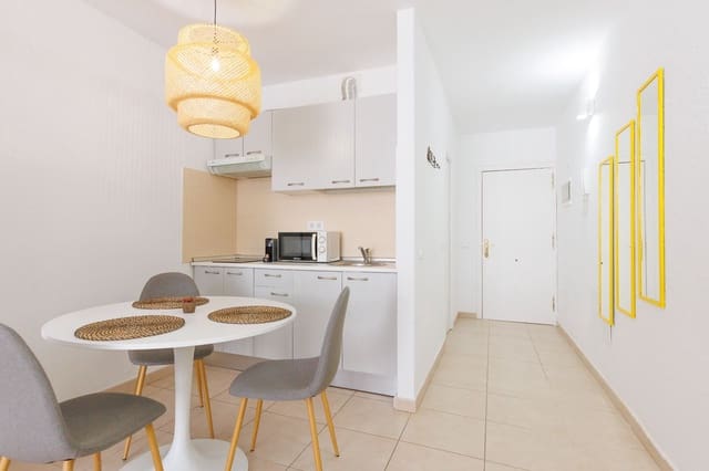 1 slaapkamer Flat te koop in Corralejo, La Oliva - € 170.000 (Ref: 9413638)