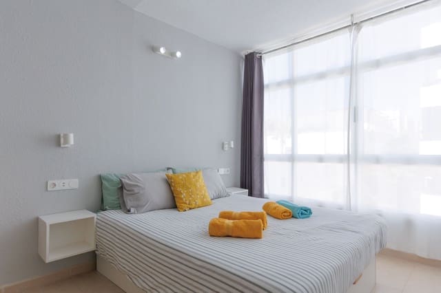 1 slaapkamer Flat te koop in Corralejo, La Oliva - € 170.000 (Ref: 9413638)