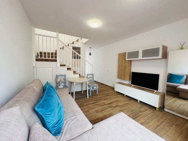 2 bedroom Townhouse for sale in Gran Tarajal, Tuineje - € 215,000 (Ref: 9413640)