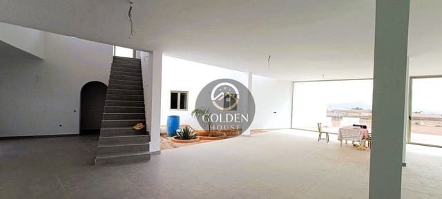 5 chambre Villa/Maison à vendre à Antigua avec garage - 590 000 € (Ref: 9413642)