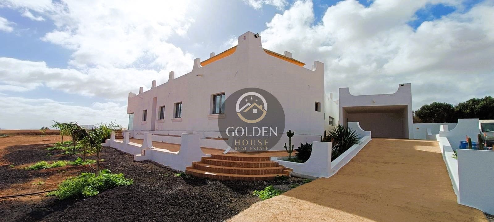 5 makuuhuone Huvila myytävänä paikassa Antigua mukana 
autotalli - 590 000 € (Ref: 9413642)