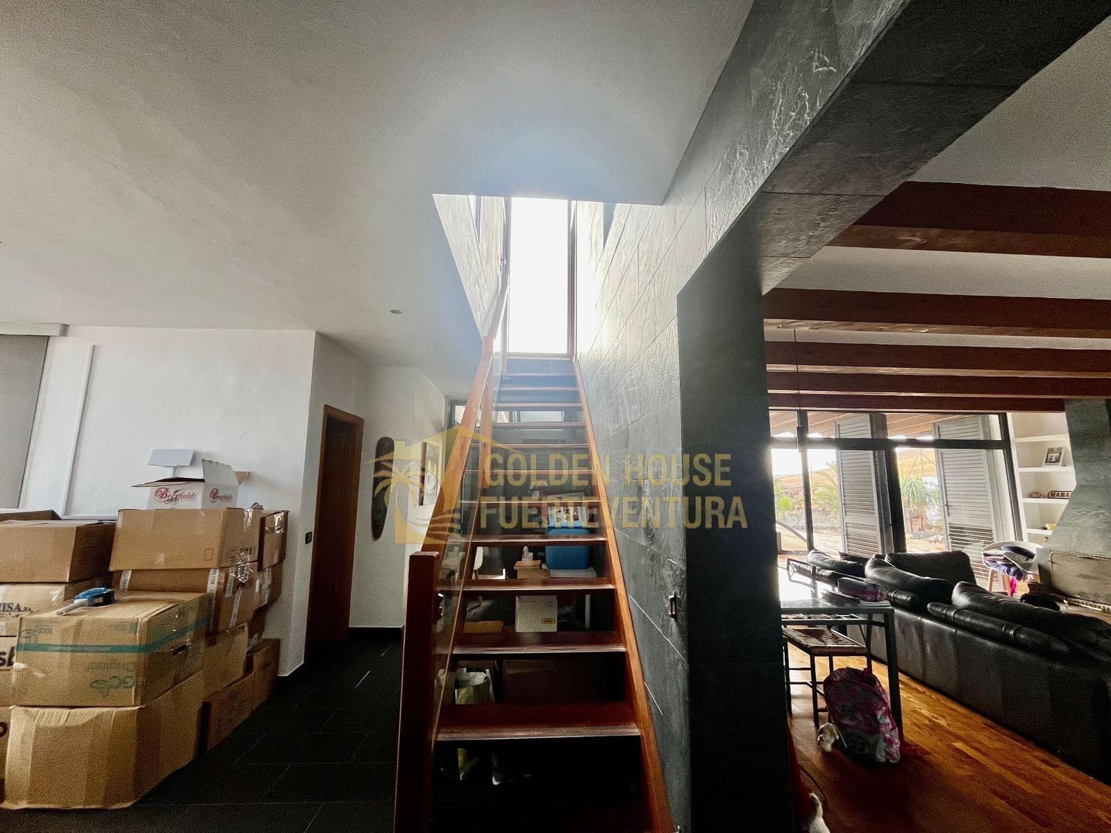 5 makuuhuone Huvila myytävänä paikassa Puerto del Rosario mukana uima-altaan 
autotalli - 710 000 € (Ref: 9413644)