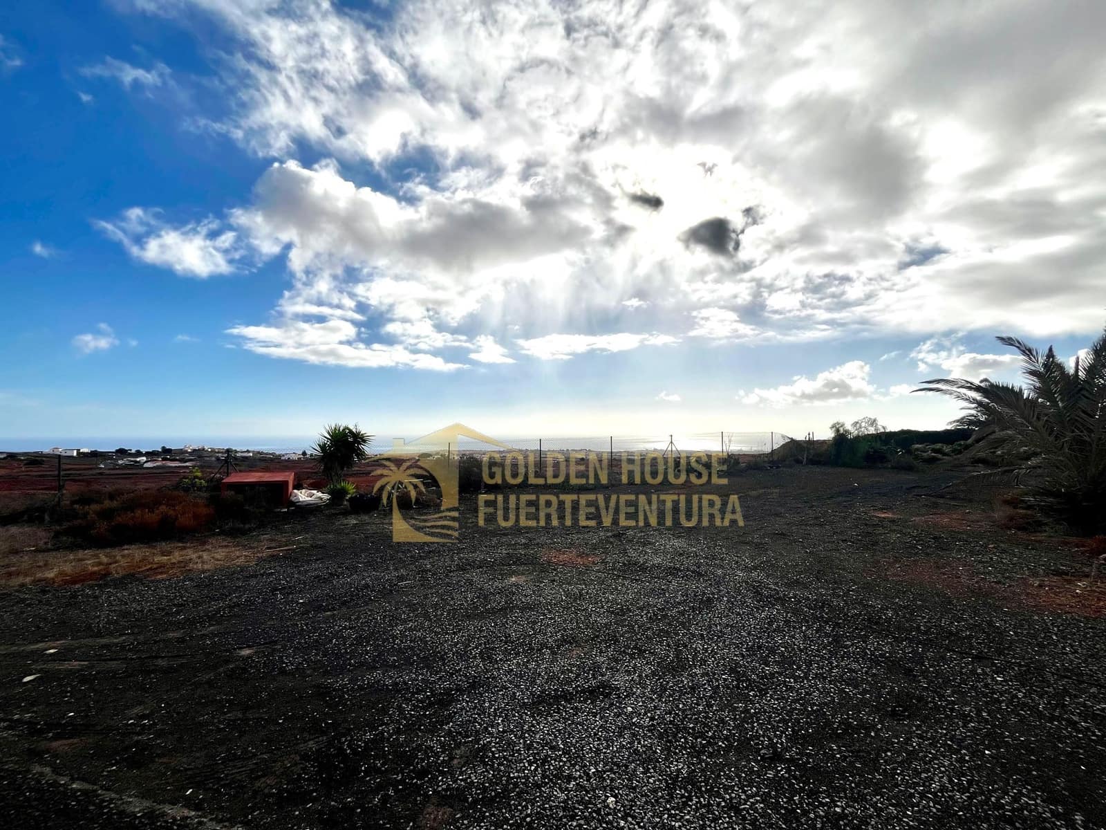 5 makuuhuone Huvila myytävänä paikassa Puerto del Rosario mukana uima-altaan 
autotalli - 710 000 € (Ref: 9413644)