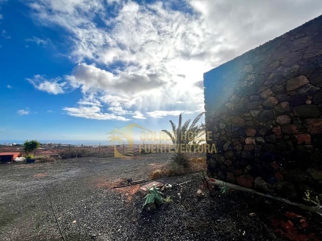 5 makuuhuone Huvila myytävänä paikassa Puerto del Rosario mukana uima-altaan 
autotalli - 710 000 € (Ref: 9413644)