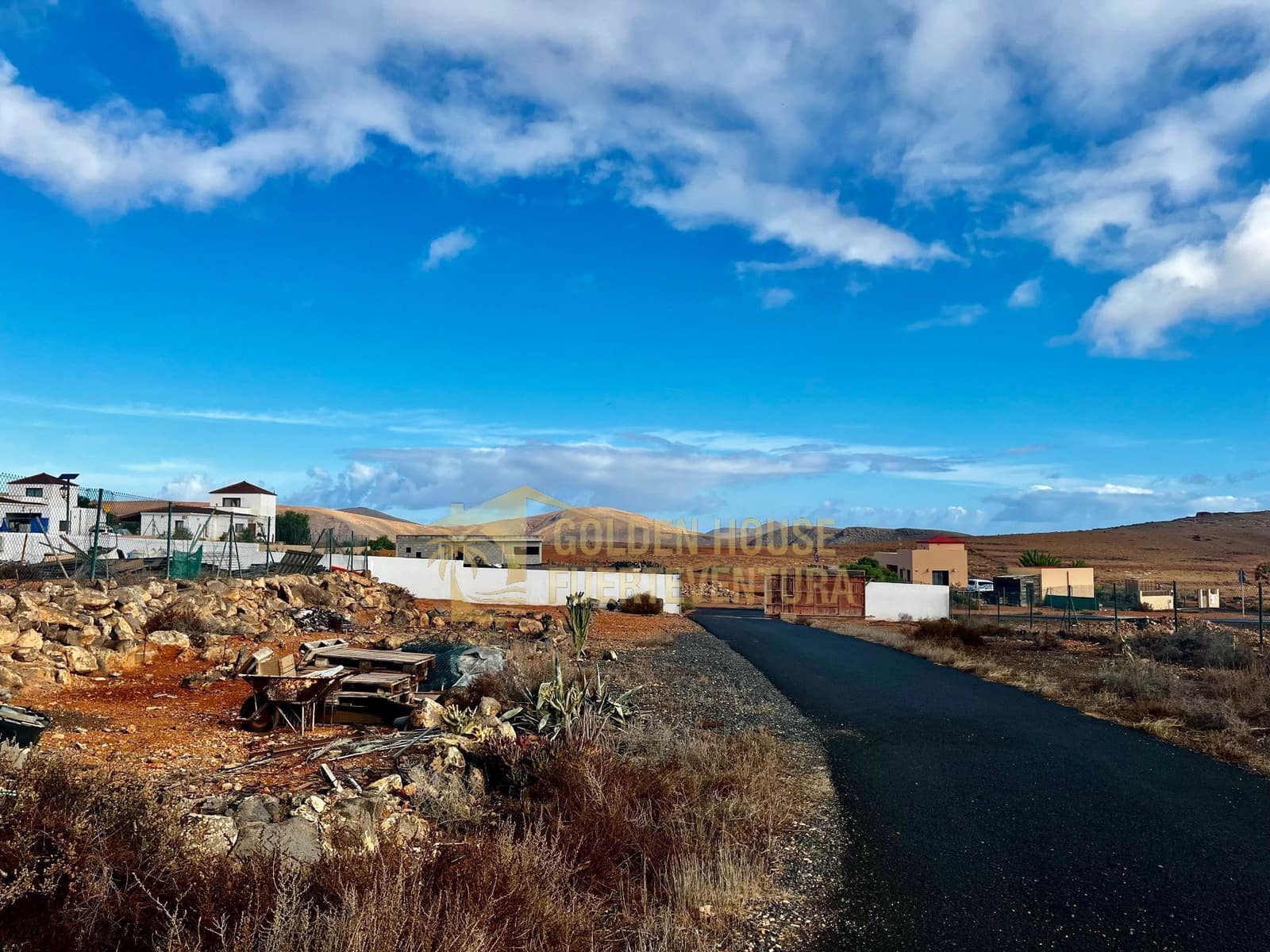 5 makuuhuone Huvila myytävänä paikassa Puerto del Rosario mukana uima-altaan 
autotalli - 710 000 € (Ref: 9413644)