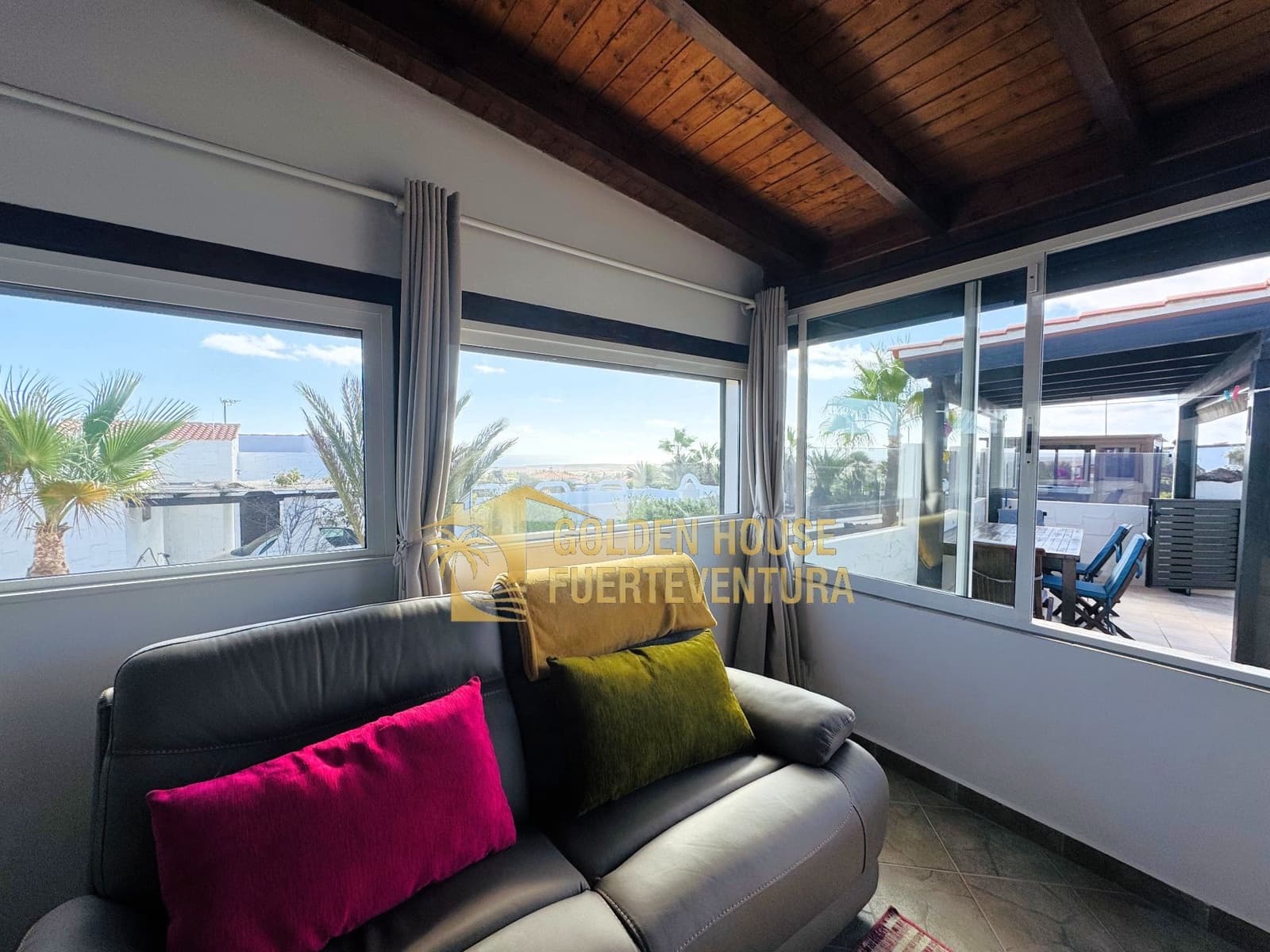 2 soveværelse Villa til salg i Parque Holandes med swimmingpool - € 550.000 (Ref: 9413645)