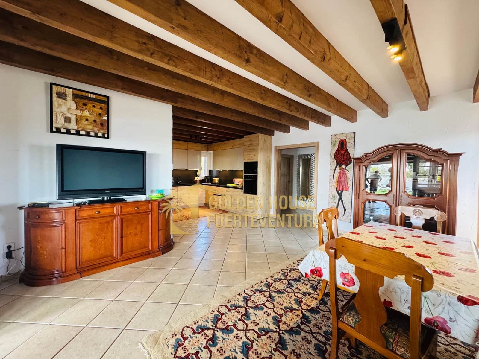 2 soveværelse Villa til salg i Parque Holandes med swimmingpool - € 550.000 (Ref: 9413645)