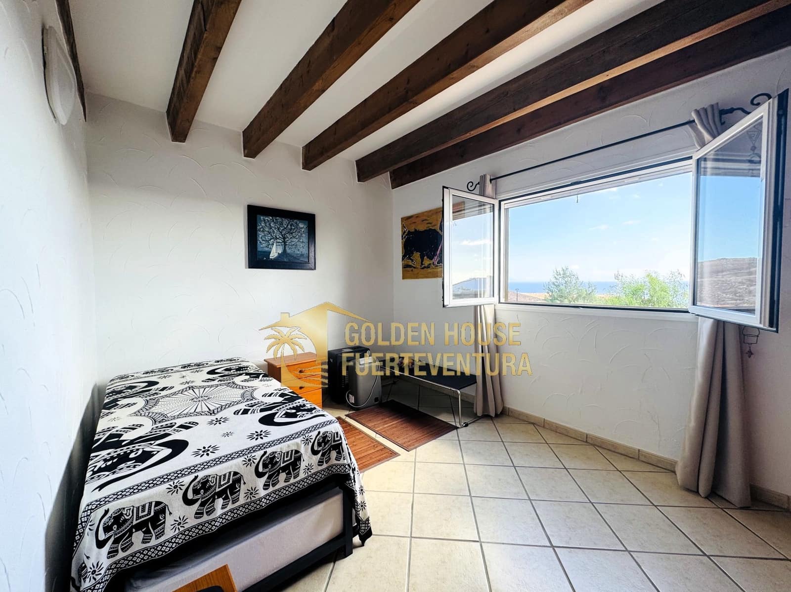 2 soveværelse Villa til salg i Parque Holandes med swimmingpool - € 550.000 (Ref: 9413645)