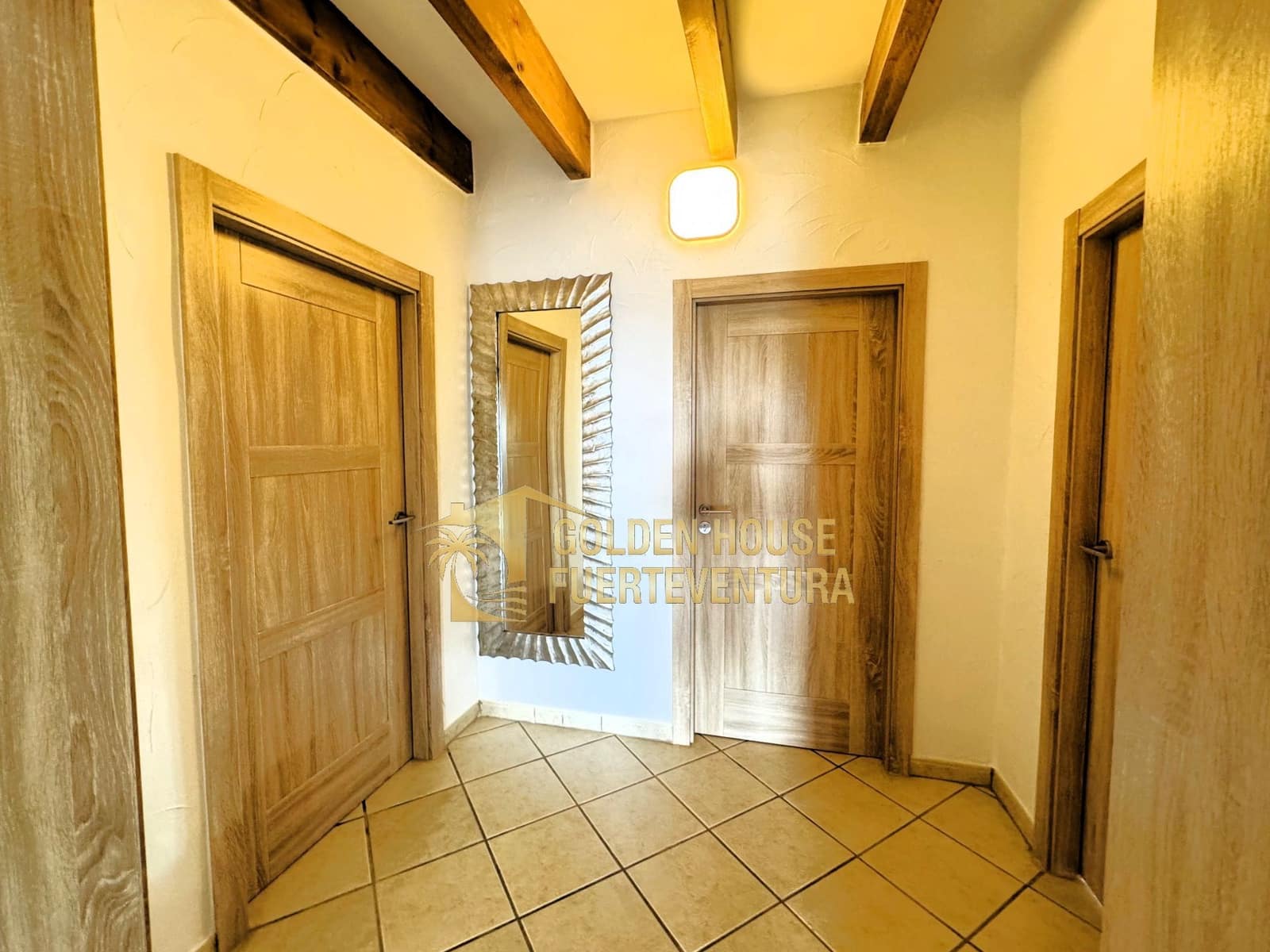 2 soveværelse Villa til salg i Parque Holandes med swimmingpool - € 550.000 (Ref: 9413645)