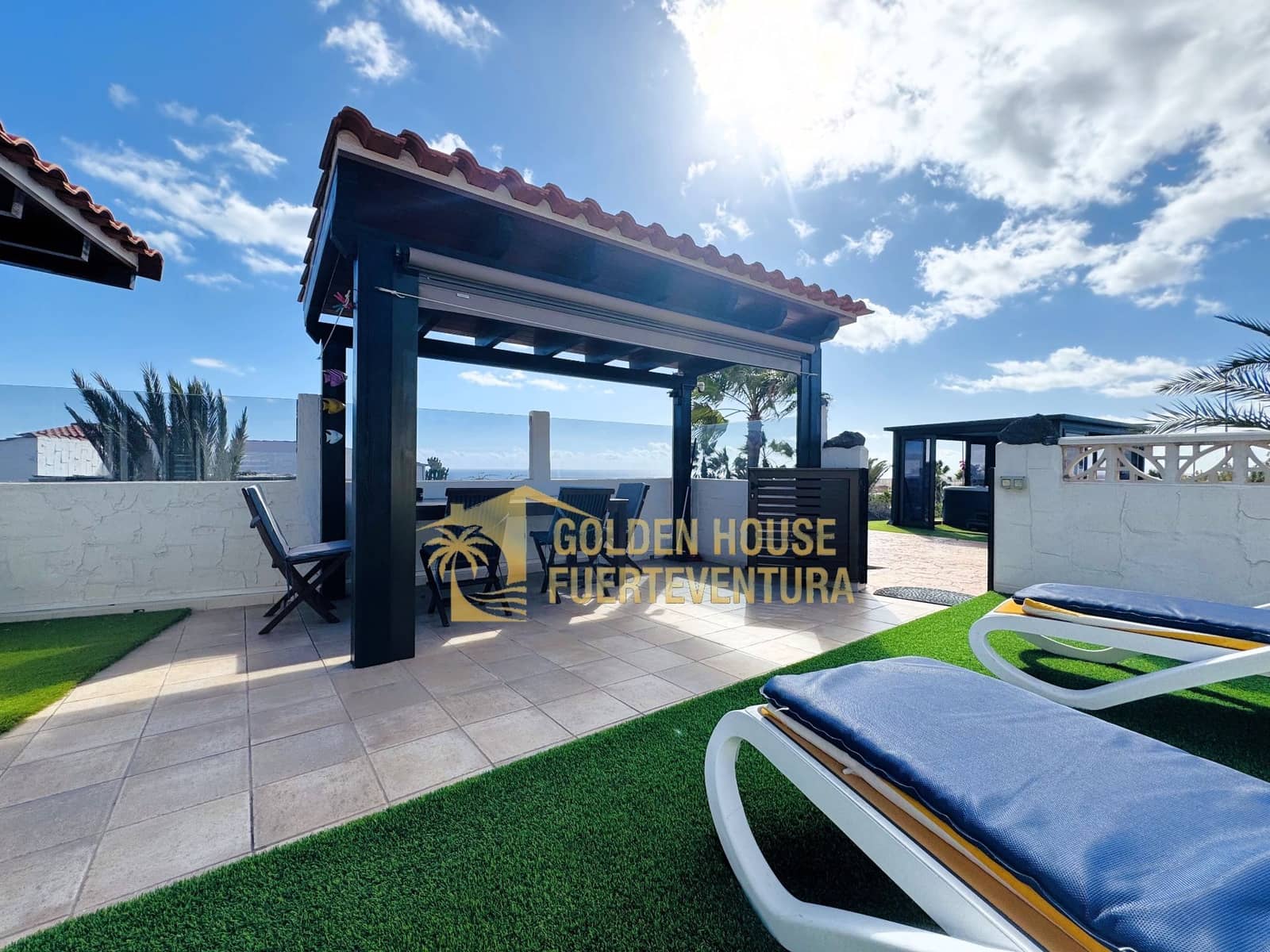 2 soveværelse Villa til salg i Parque Holandes med swimmingpool - € 550.000 (Ref: 9413645)