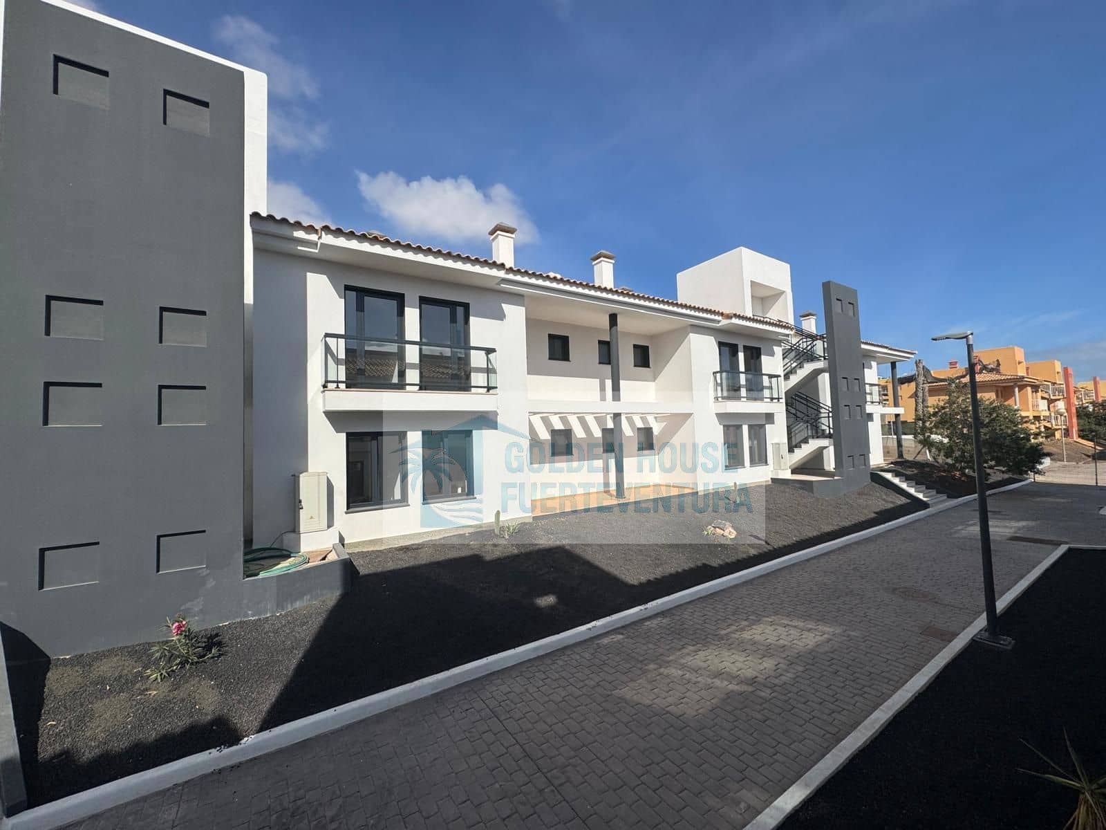 2 chambre Appartement à vendre à Corralejo avec piscine garage - 245 000 € (Ref: 9433084)