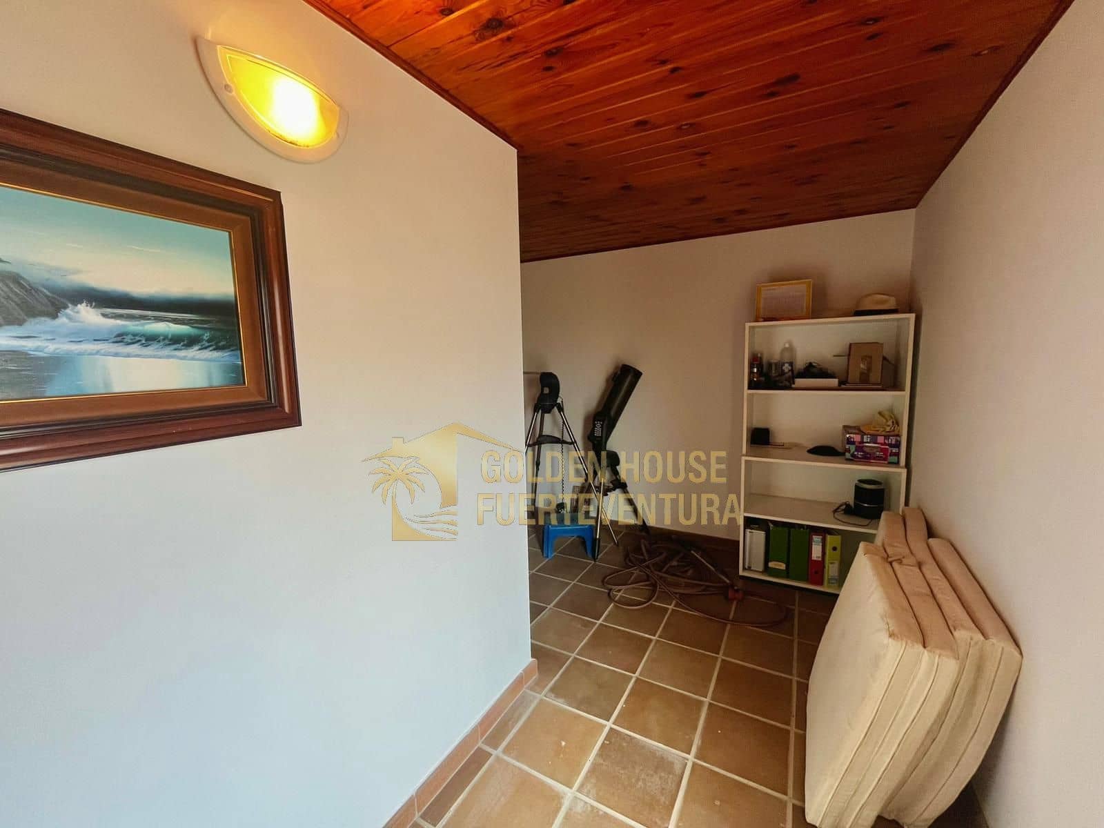 5 makuuhuone Huvila myytävänä paikassa Caleta de Fuste mukana uima-altaan 
autotalli - 1 300 000 € (Ref: 9436741)