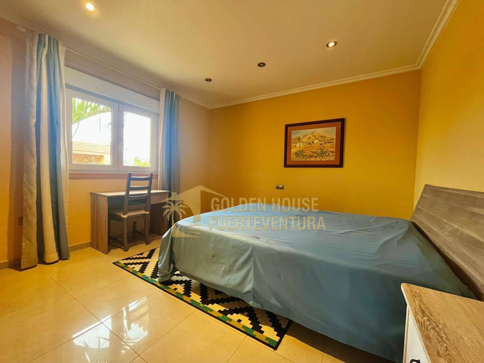 5 makuuhuone Huvila myytävänä paikassa Caleta de Fuste mukana uima-altaan 
autotalli - 1 300 000 € (Ref: 9436741)