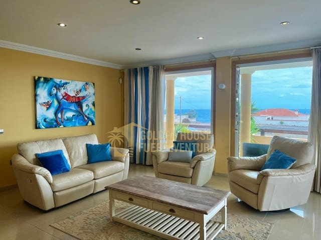 5 makuuhuone Huvila myytävänä paikassa Caleta de Fuste, Antigua mukana uima-altaan 
autotalli - 1 300 000 € (Ref: 9436741)